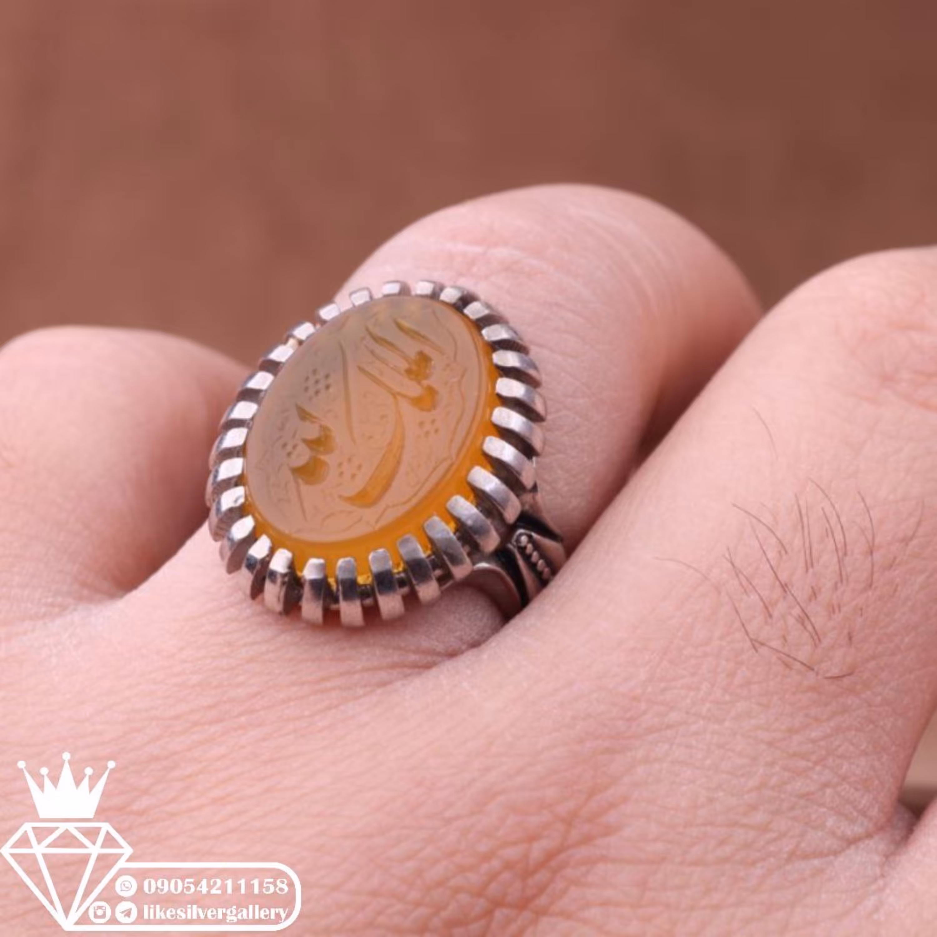 انگشتر عقیق زرد نقش الملک الله وزن 12.5 گرم ارسال رایگان