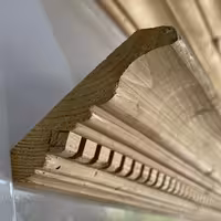 تاج کابینت چوب روسی و ام دی اف خام 