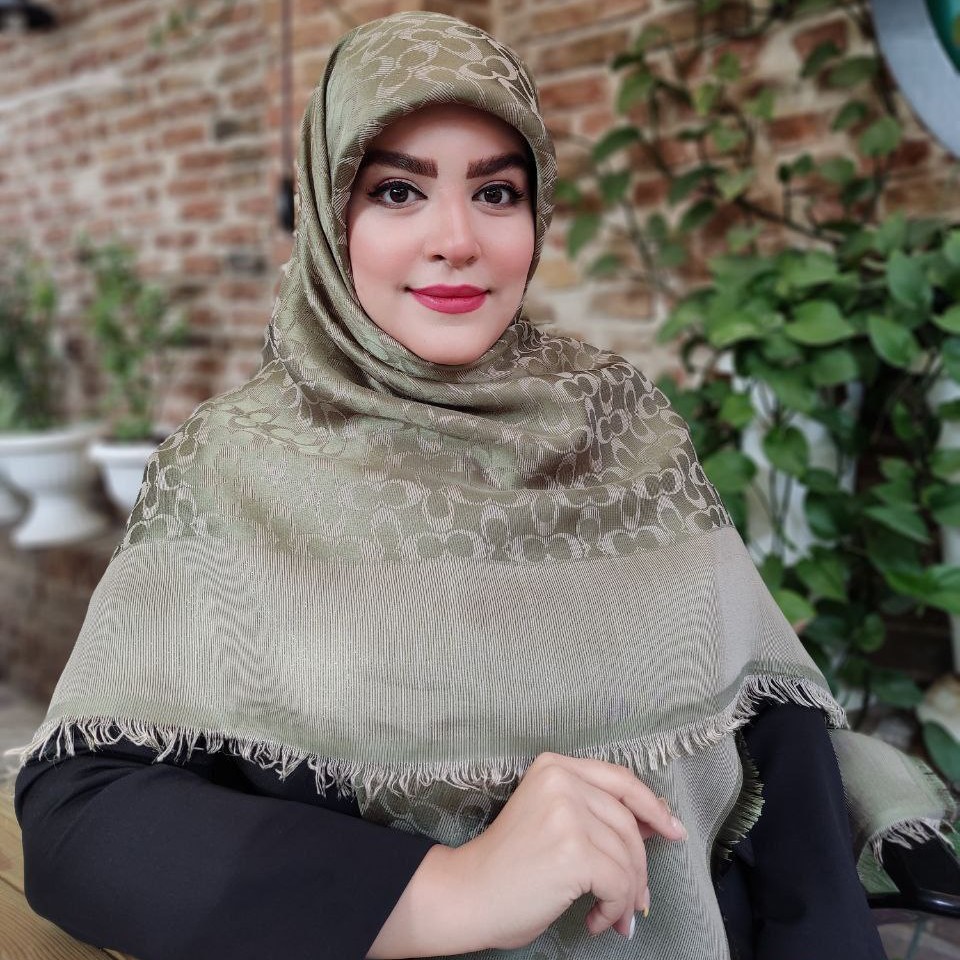 روسری نخ ابریشم ژاکارد لمه دار وارداتی قواره 140 رنگ سدری  ارسال رایگان 
