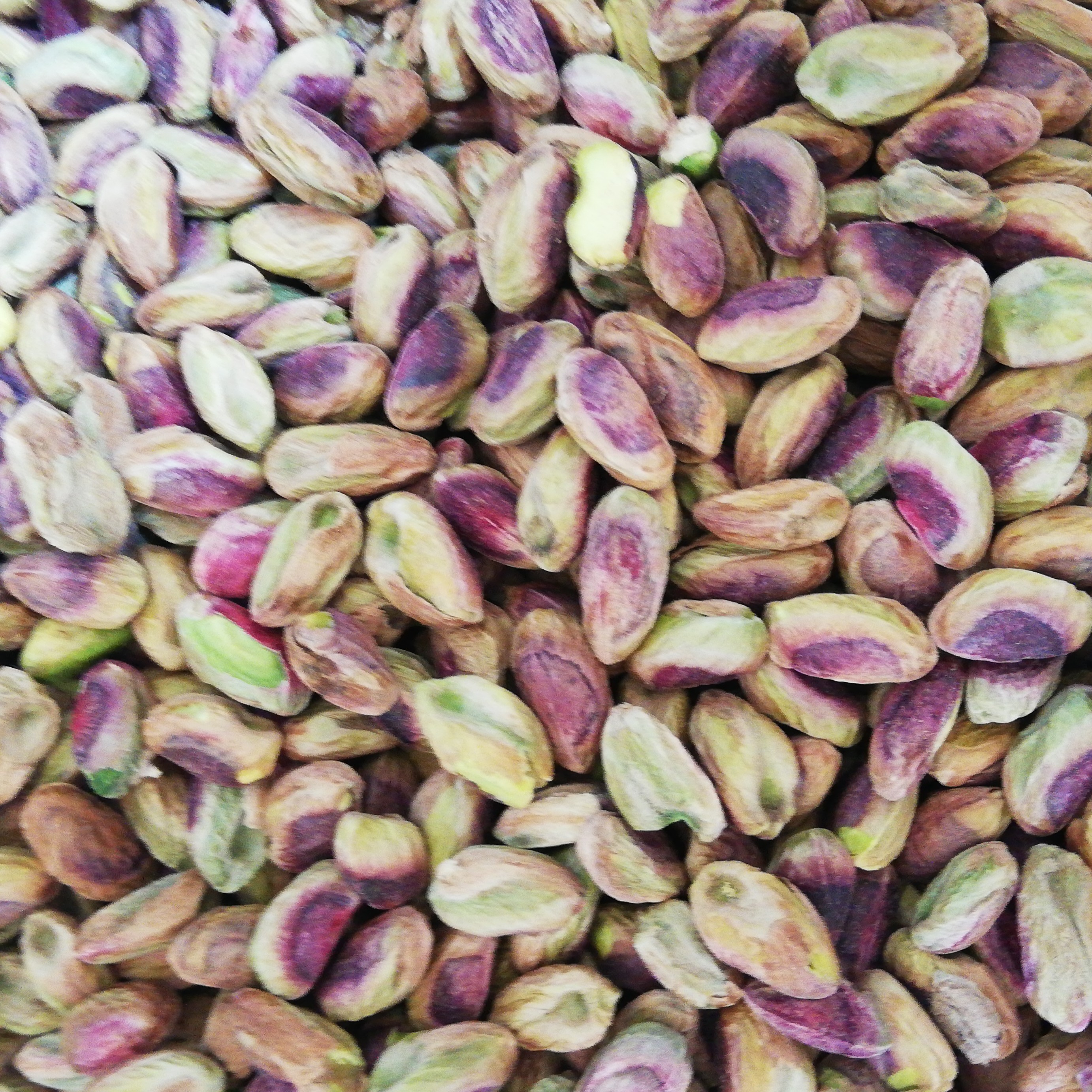 مغز پسته سبز یک کیلوگرمی دست شکن و گلدار