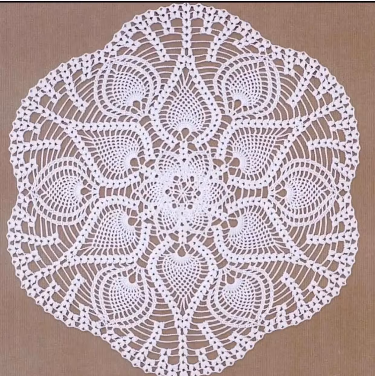 رومیزی قلاب بافی   94