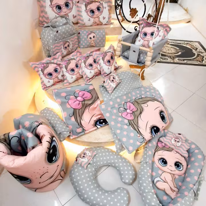 ست نوزادی و کودک و نوجوان. کیف نوزاد پرده .تاب ست کامل روتختی نوجوان ست دم دستی تشک گارد دار بالشت طرح ابر کوسن 