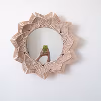 قاب آیینه مکرومه 