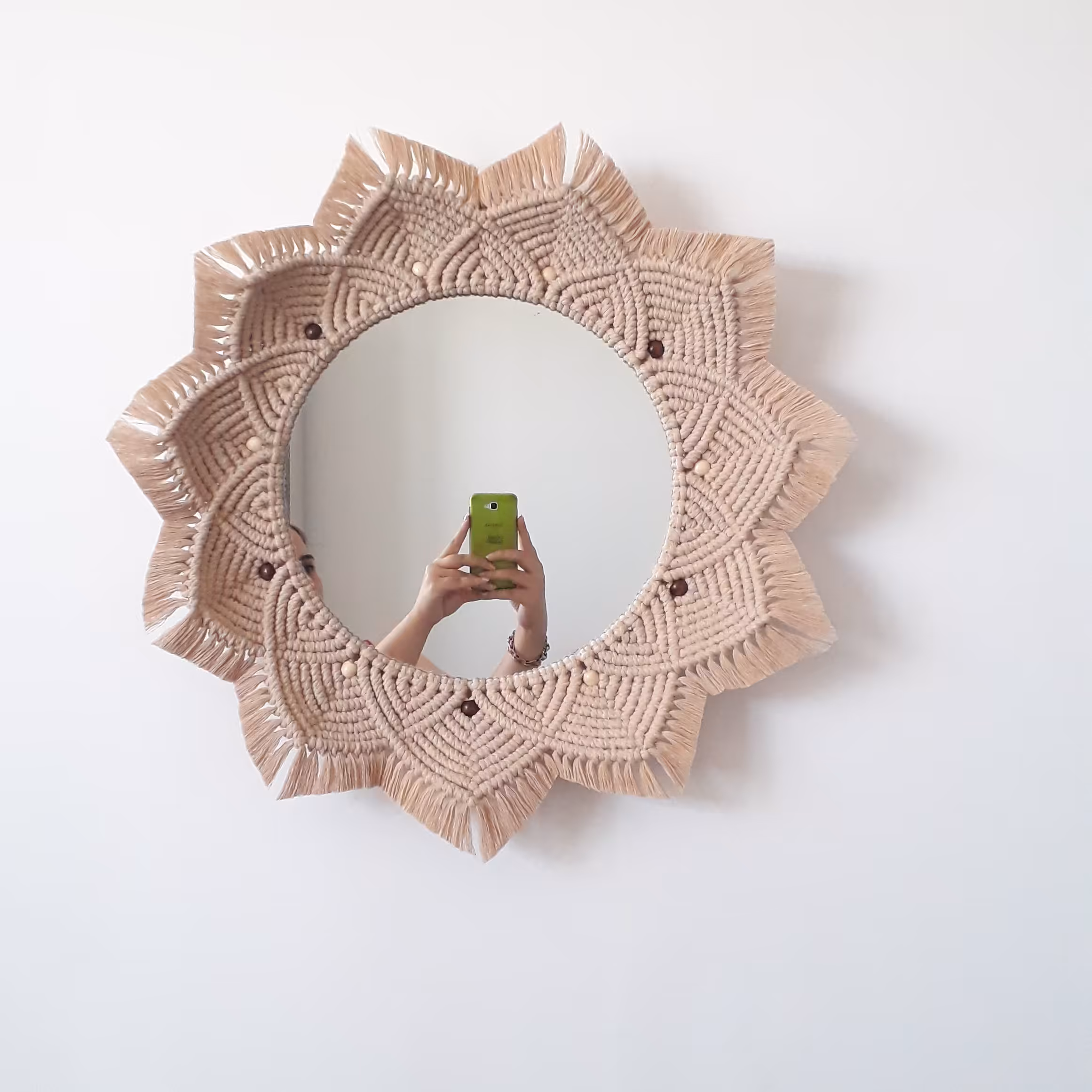 قاب آیینه مکرومه 