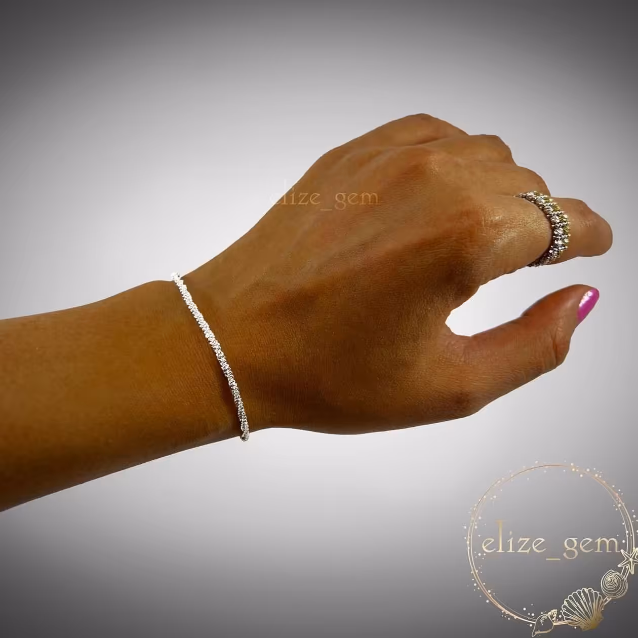 دستبند خاویاری