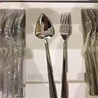 ست قاشق چنگال قلبی  وارداتی کیفیت عالی هزینه ارسال به عهده مشتری وپسکرایه