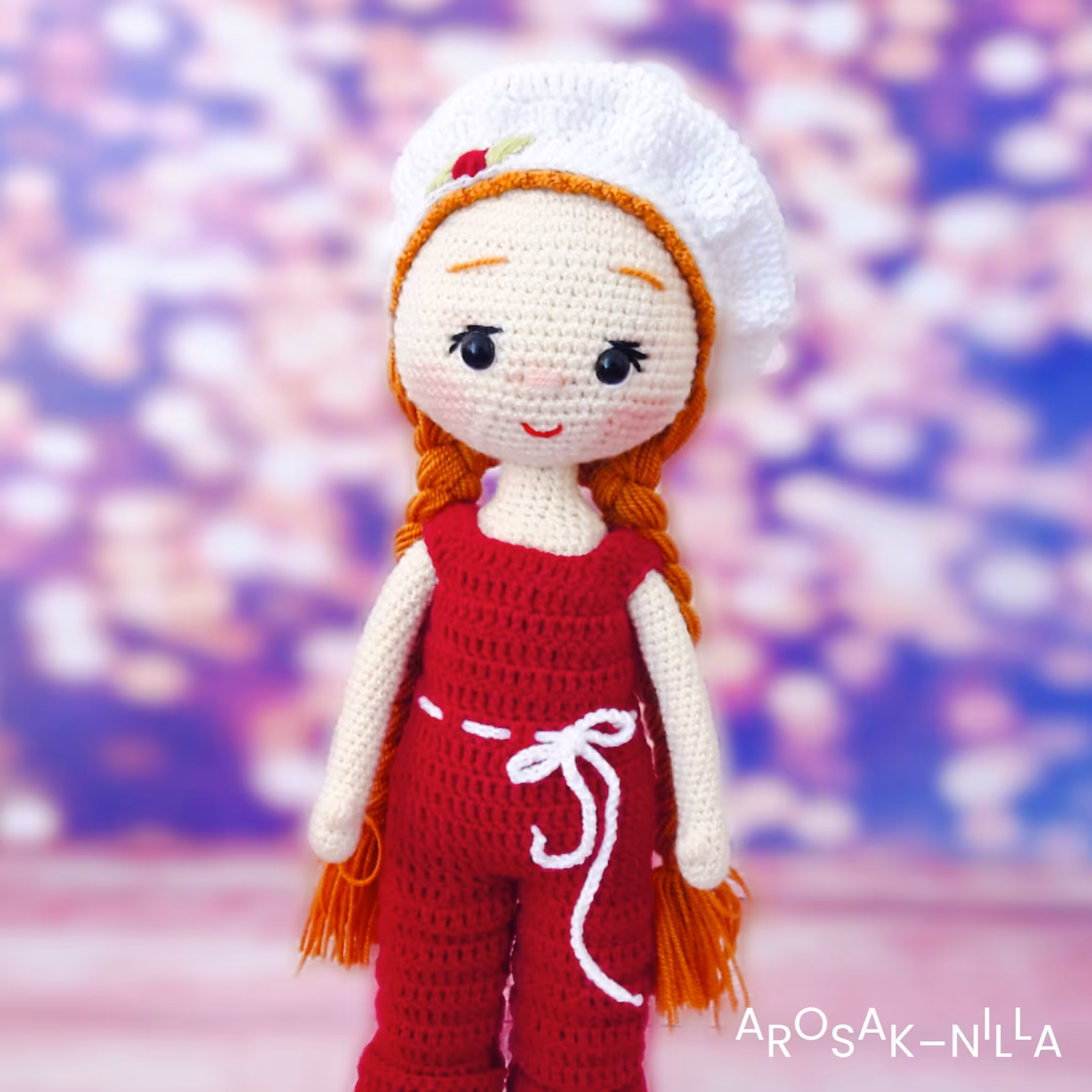 عروسک بافتنی دختر نیلا 