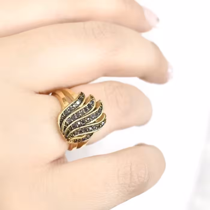 انگشتر طرح دم طاووس  برند استیل سایز 7 کد 8256