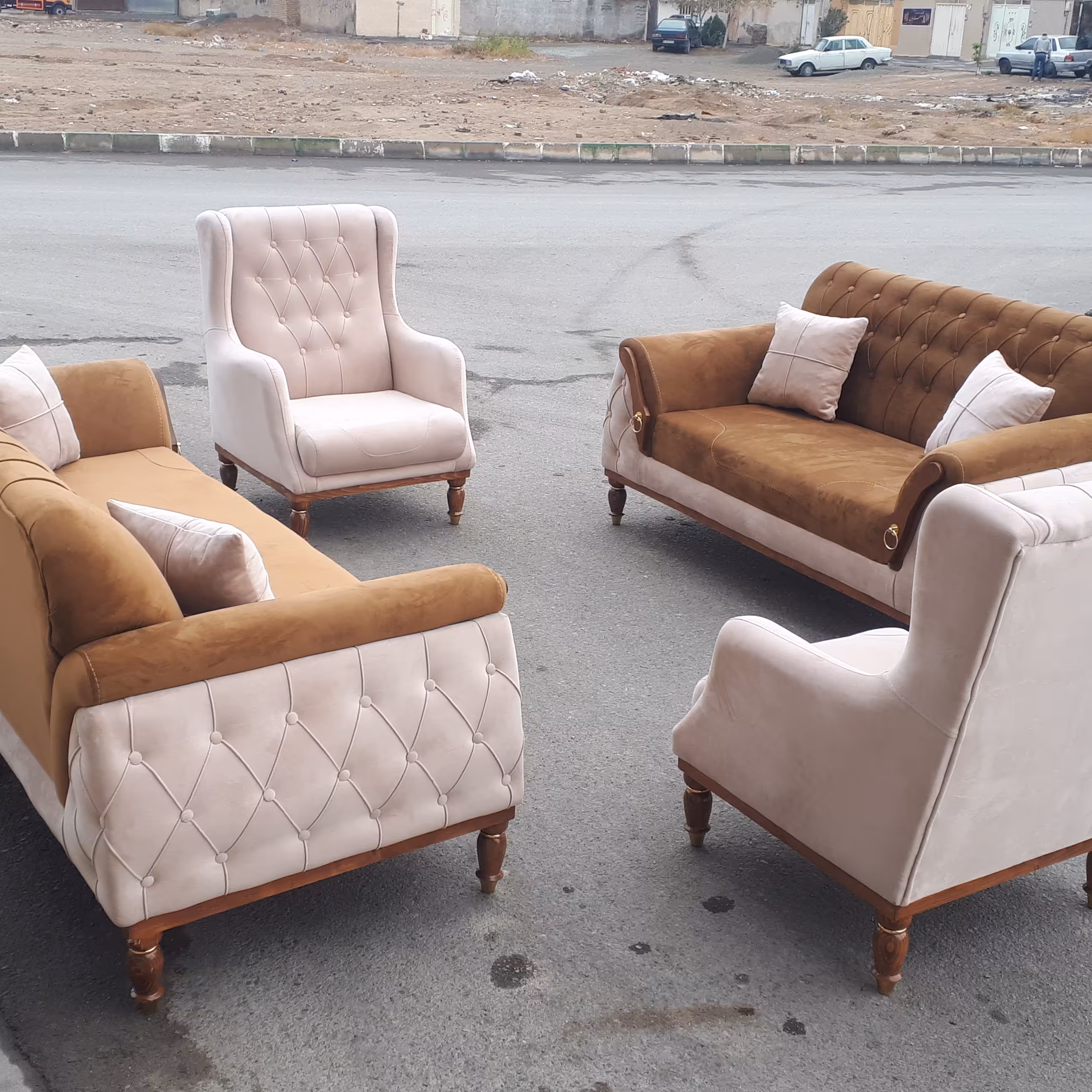 مبل مدل پاریس لمسه دست به بهترین کیفیت و قیمت مناسب بدونه واسطه 