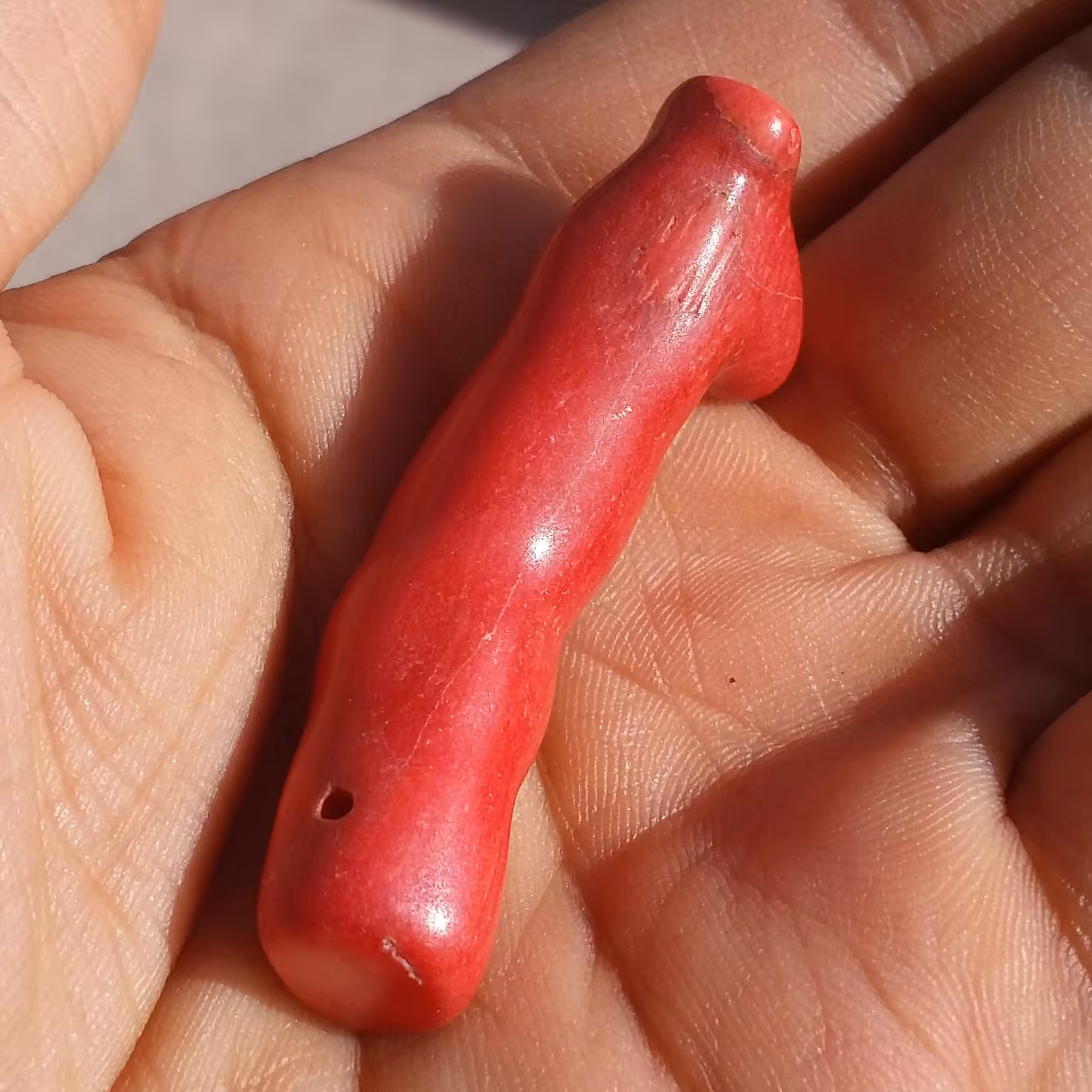 مرجان قرمز (سرخ) سایز  درشت کشیده مناسب گردنبند صد در صد طبیعی و اصل کد 10711