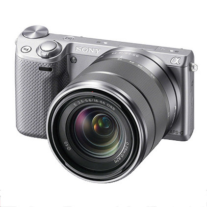 دوربین NEX5 به همراه لنز کیت E 18-55mm OSS