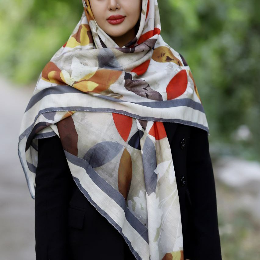 روسری نخی رنگی قواره دار