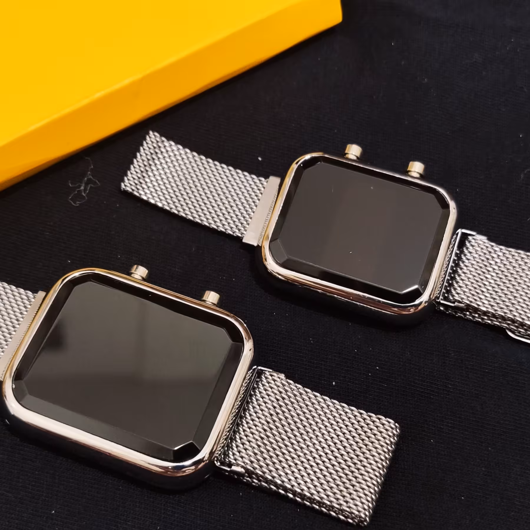 ست ساعت دیجیتالی صفحه 4گوش رنگ نقره ای