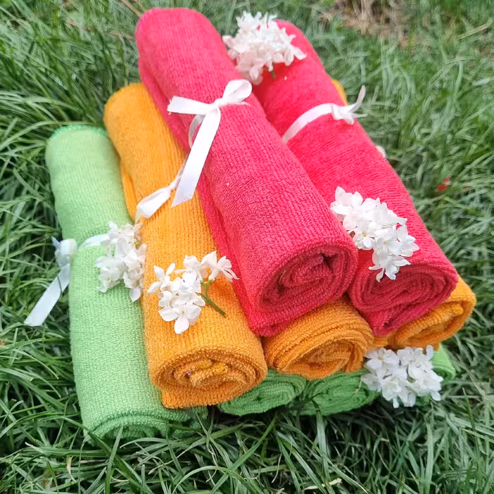 دستمال مناسب گردگیری بدون پرزدهی بدون رنگ دهی با جذب آب بالا ابعاد40در40