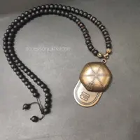 گردنبند اسپرت مردانه پسرانه مهره اونیکس مشکی آویز  کلاه برنزی