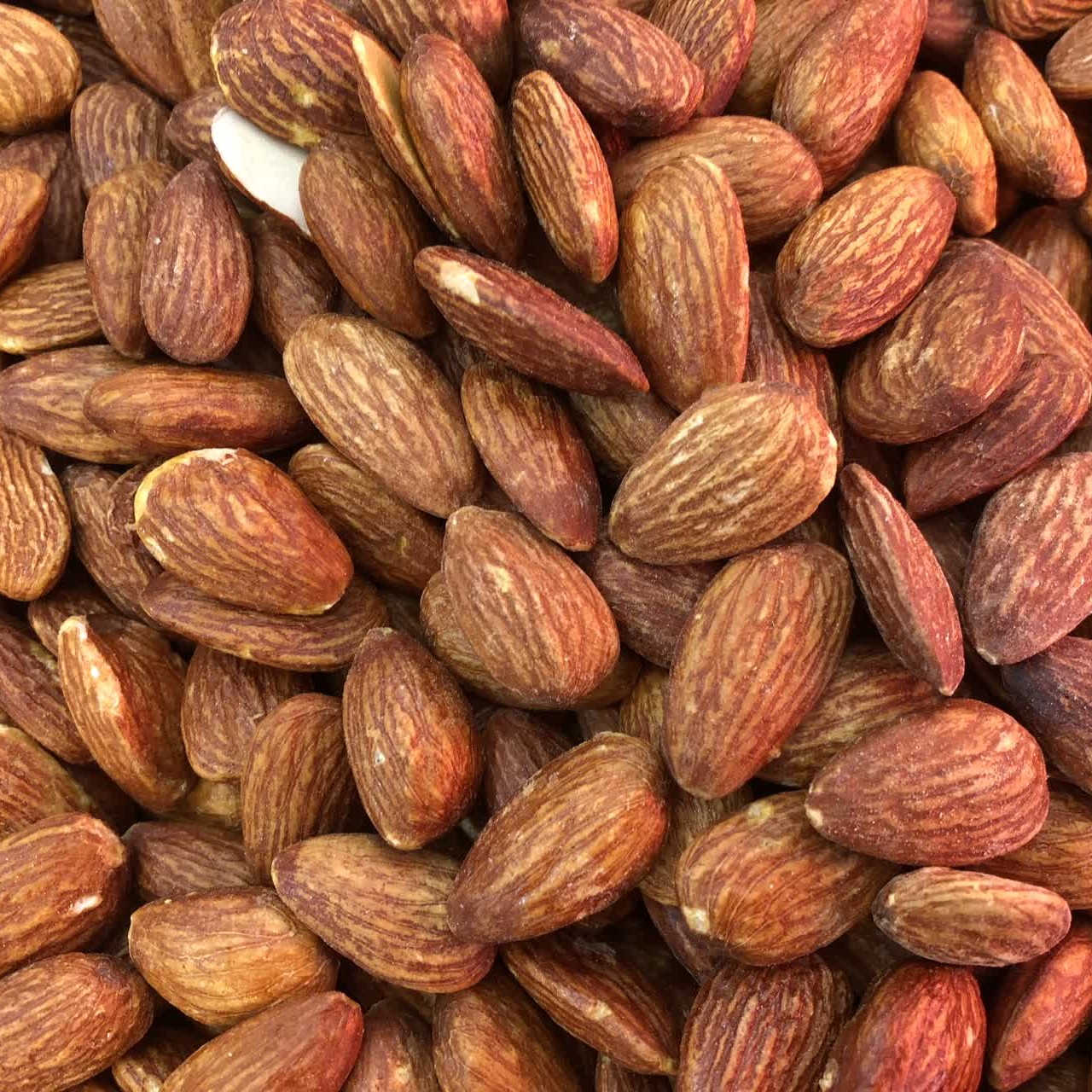 بادام لوکس خارجی شور براق درجه یک 500 گرمی