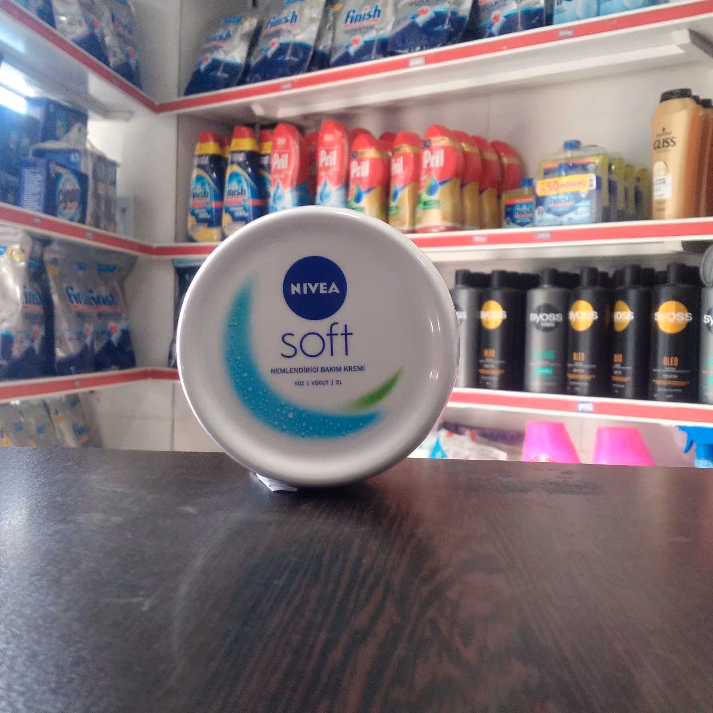 برند کرم نیوا حجم 300میل