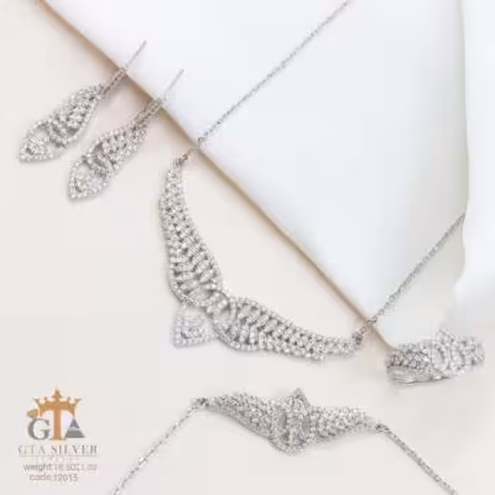 سرویس نقره زنجیری طرح بال فرشته با روکش رادیوم کد 12015