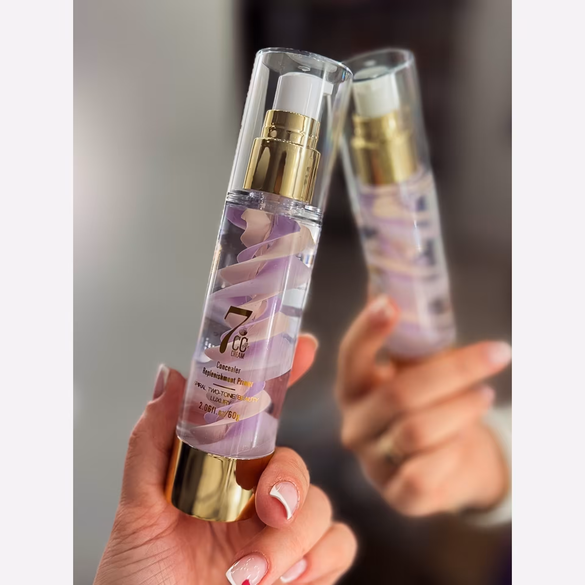 پرایمر بستنی مارشمالو شفاف پوشاننده لک جوش منافذ پوستی زیرساز آرایش رنگ نچرال پیگمنت عالی دارای سی سی کرم آبرسان پوست