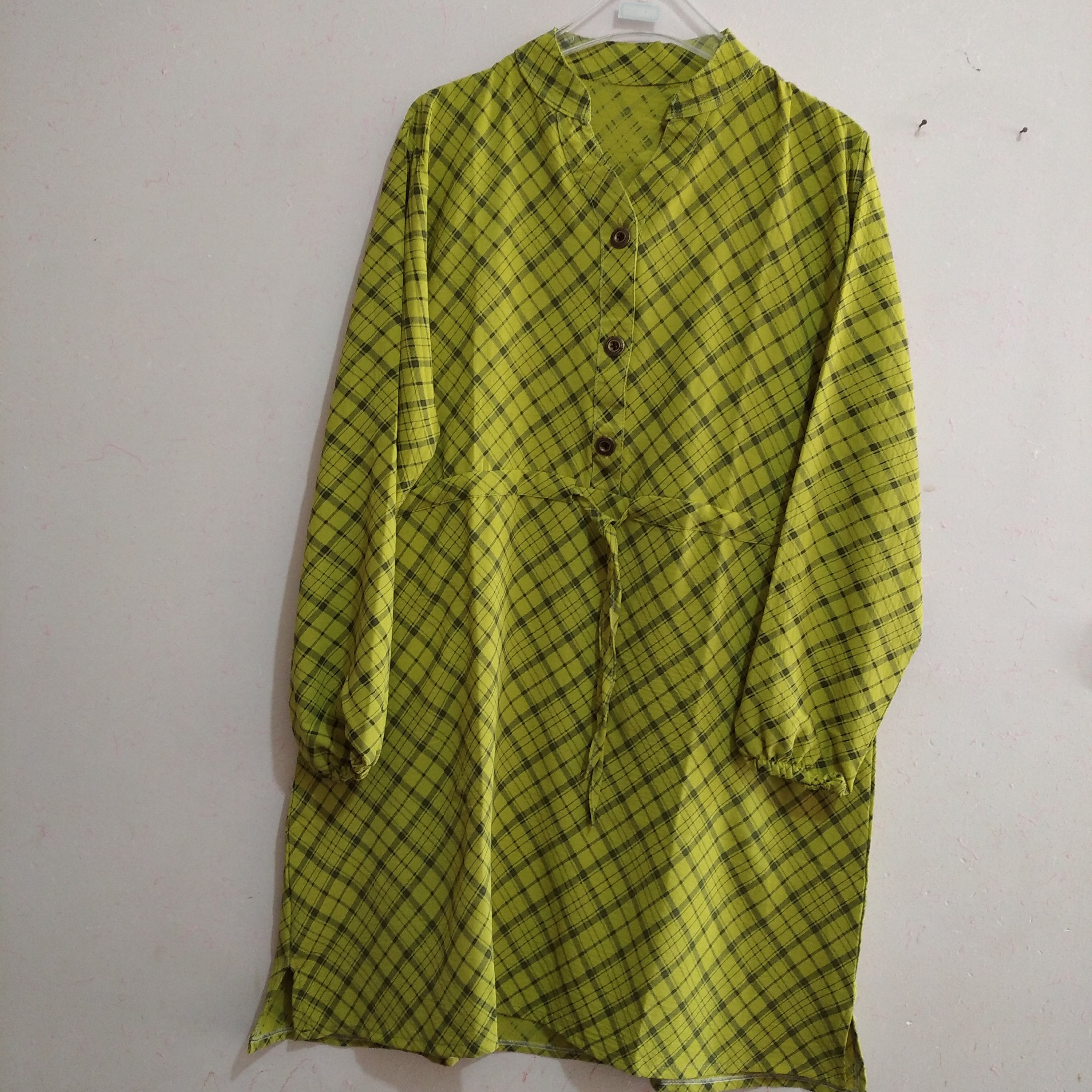 مانتو ابرو بادی چهارخونه