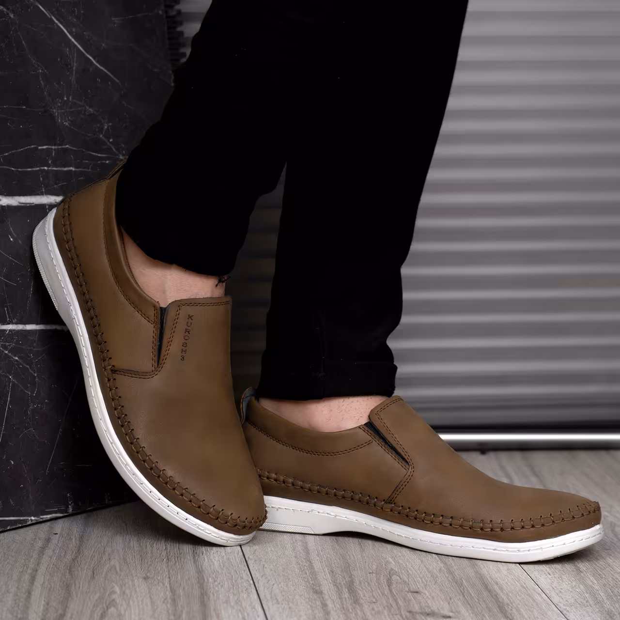 کفش تخت خاکی مردانه مدل Kurosh