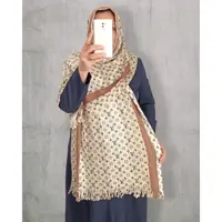 شال بافت با طرح مارک ال وی