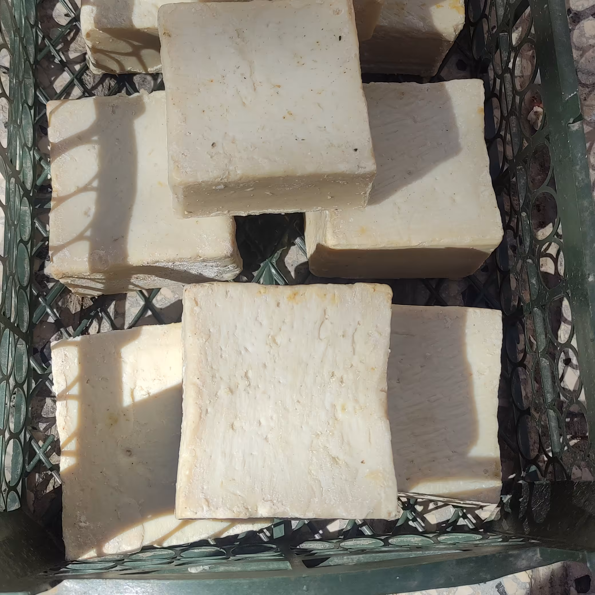 صابون سنتی و گیاهی درجه یک