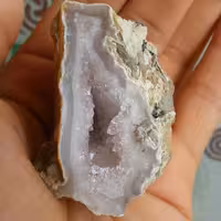 سنگ راف آمتیس پر بلور بسیار زیبا دیدنی کاملا طبیعی شاهکارر خلقت خااااص و بی نظیر