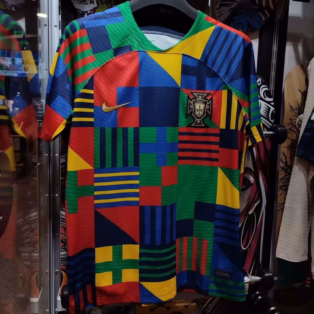 کیت تیم ملی پرتقال