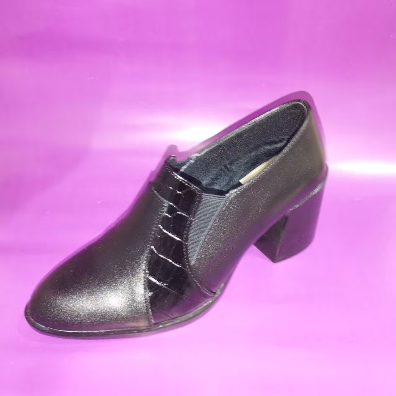 کفش زنانه چرم گاوی