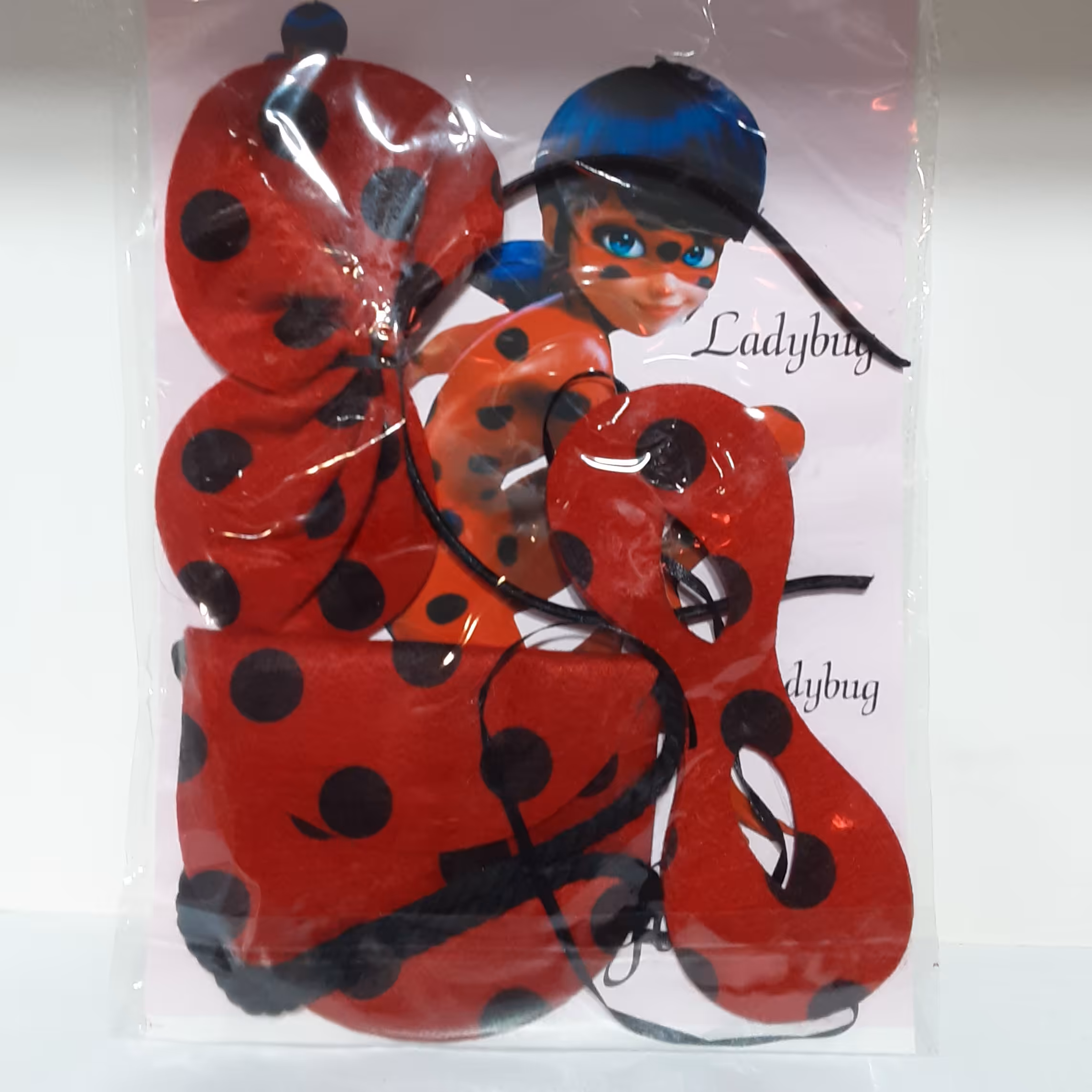 پک دختر کفشدوزکی