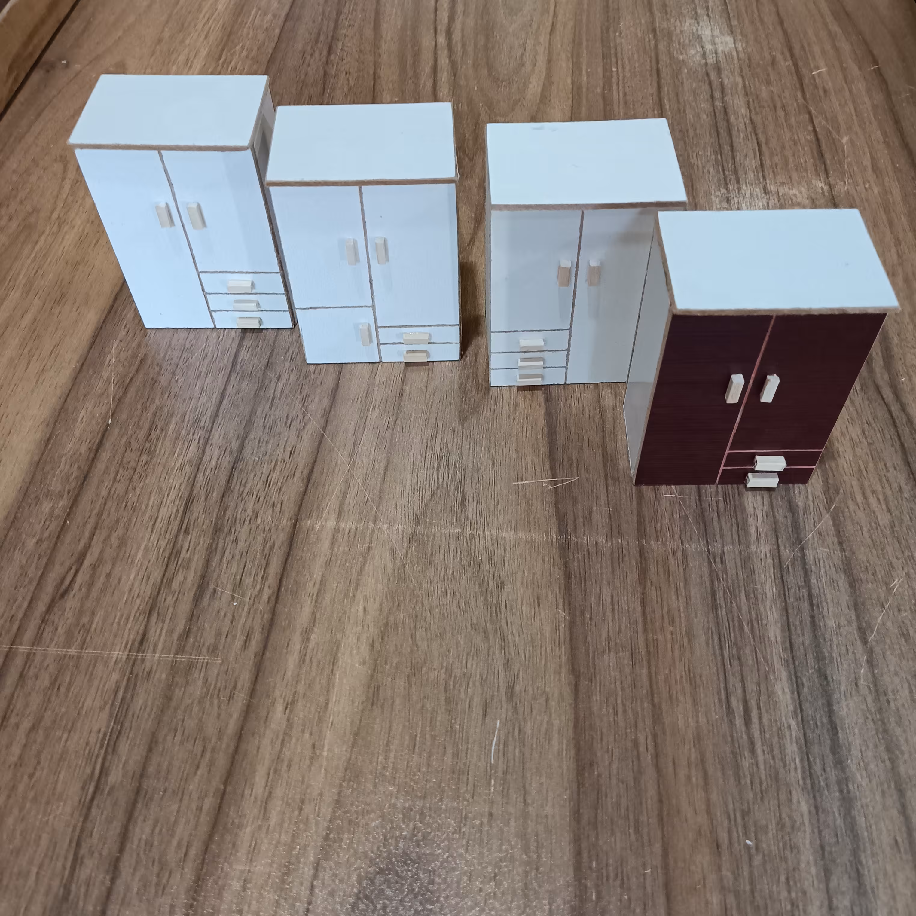  دکوری بچگانه ،ام دی اف3 میل ، طرح کشو و جالباسی