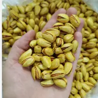 پسته زعفرانی احمدآقایی خوشطعم (یک کیلو) ارسال رایگان