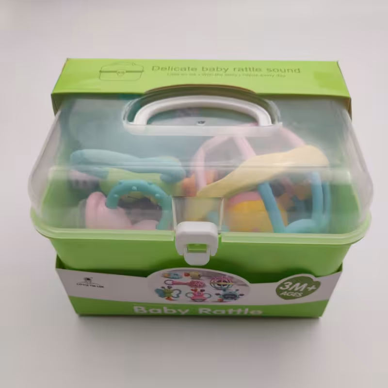 ست جغجغه و دندانگیر  صندوقچه آبیbaby rattle

