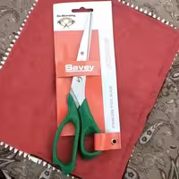 قیچی خیاطی و کاغذ، تیغه 6 