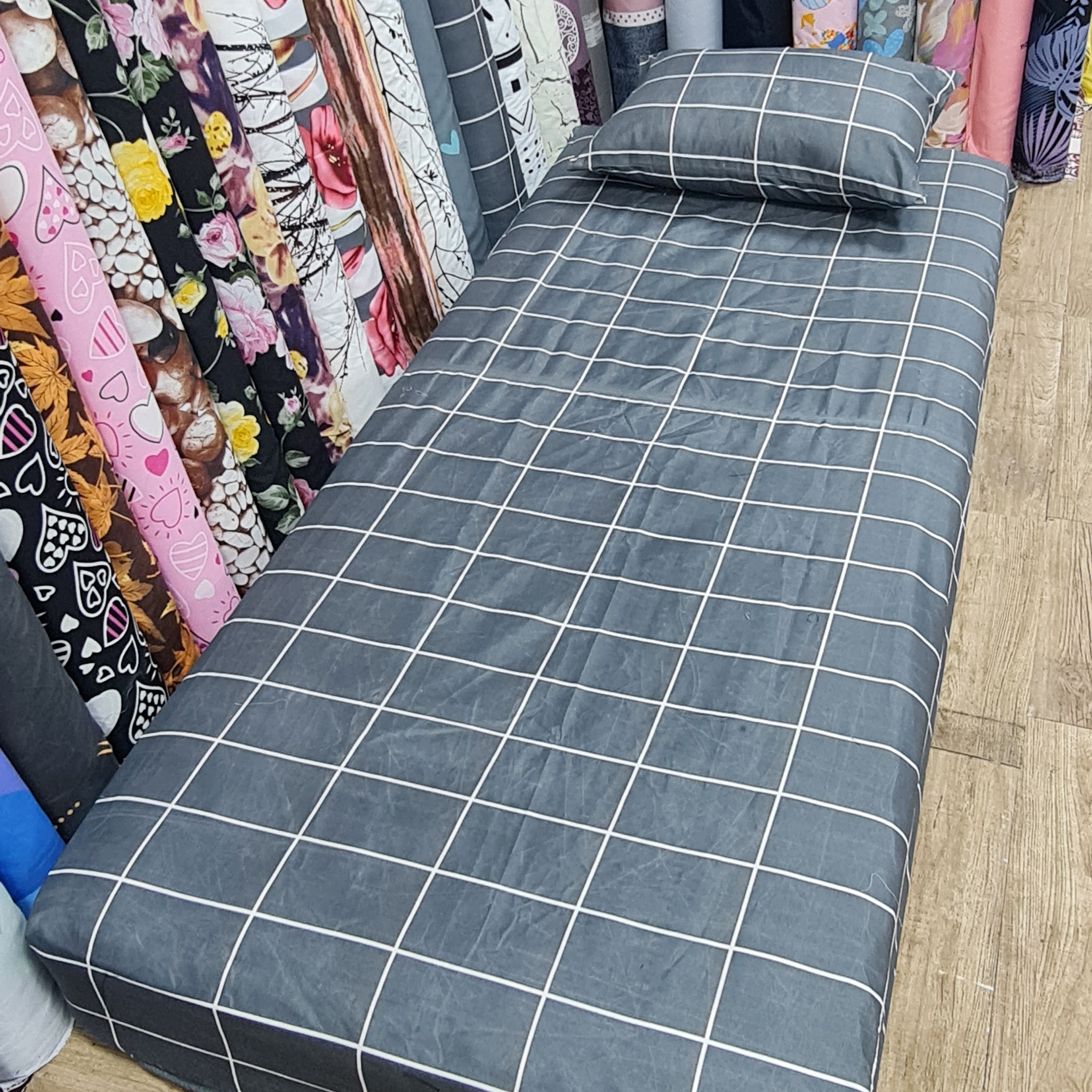 روتختی نیم ست ملحفه کشدار خوشخواب تکنفره دوتکه طرح چهارخانه طوسی