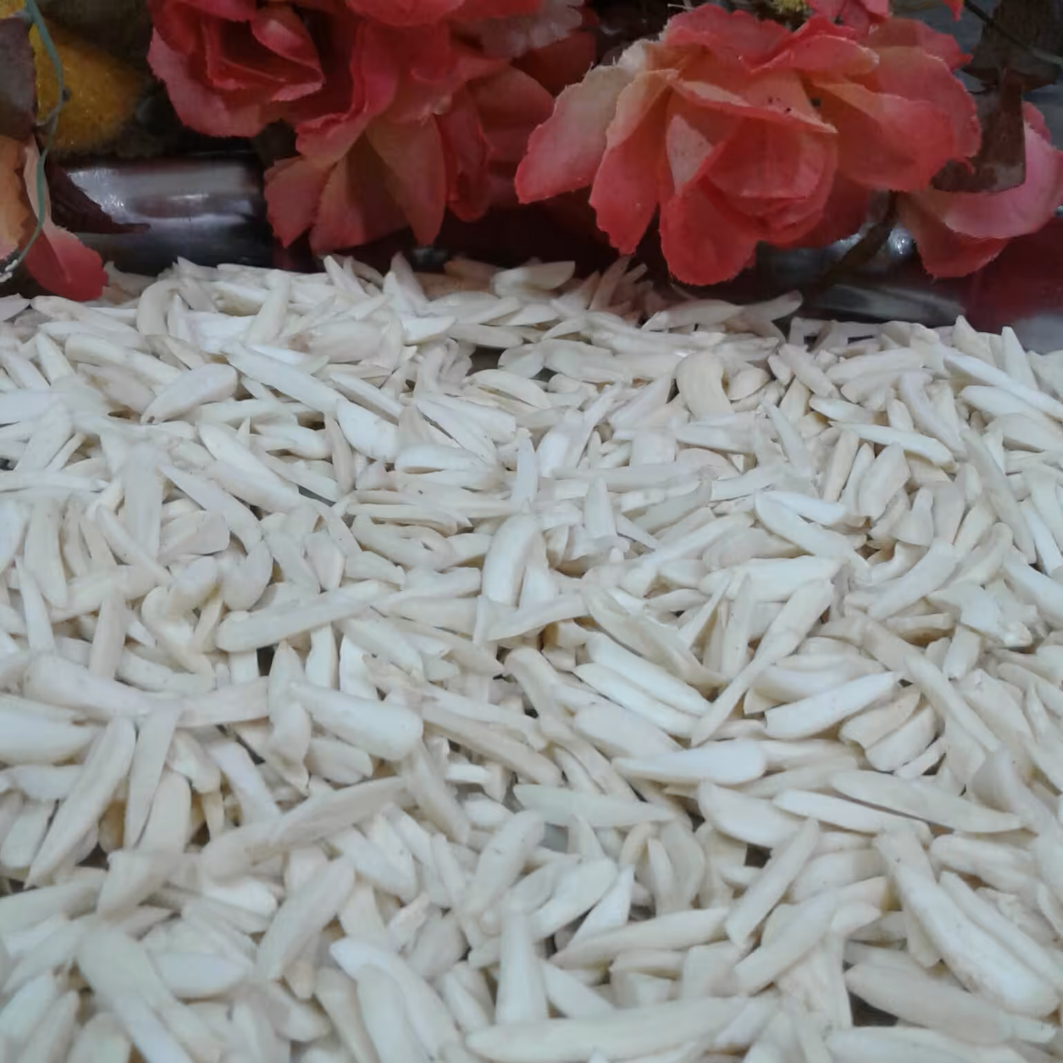 خلال بادام نیم کیلویی