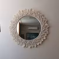 آینه مکرومه سایز بزرگ ابعاد اینکار قطر آینه 50 و قطر کلی کار76 سانت
