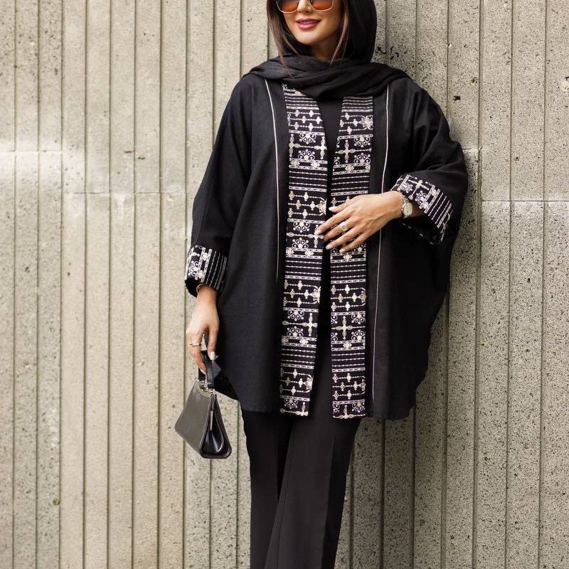 مانتو پانچ طنین