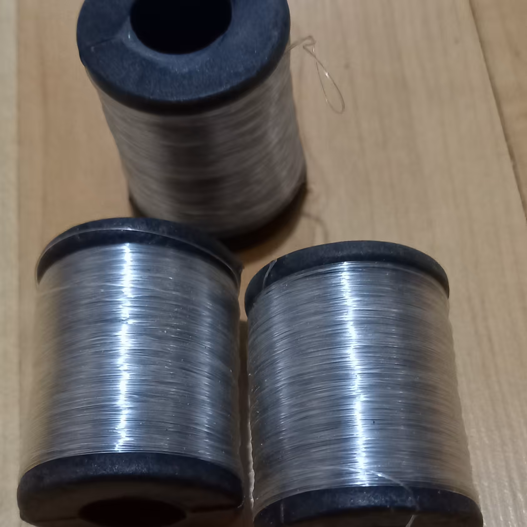 نخ نامرئی (ارسال پس کرایه)