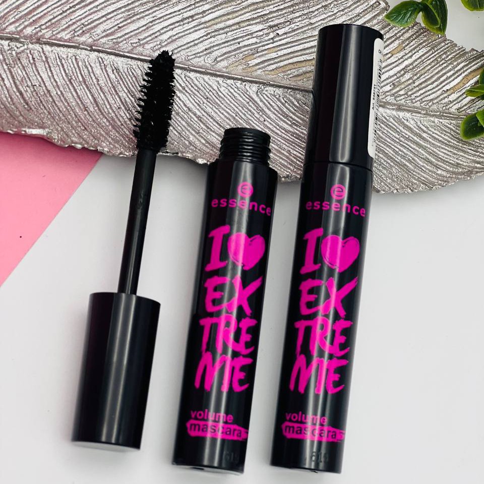 ریمل حجم دهنده اسنس مدل I Love Extreme Volume حجم 4.7میلی لیتری آرایشی چترا