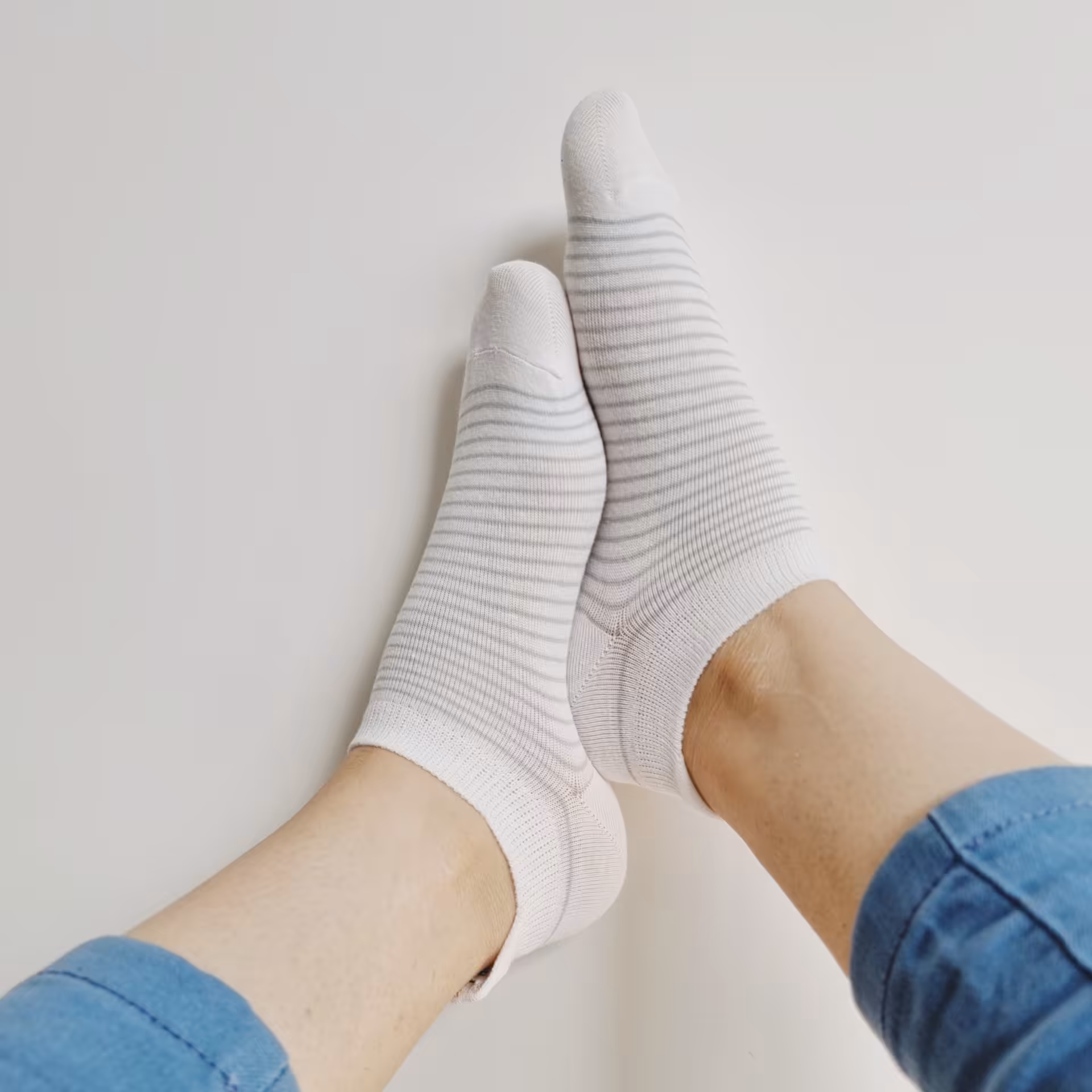 جوراب مچی سه پاشنه ی گلدوزی 