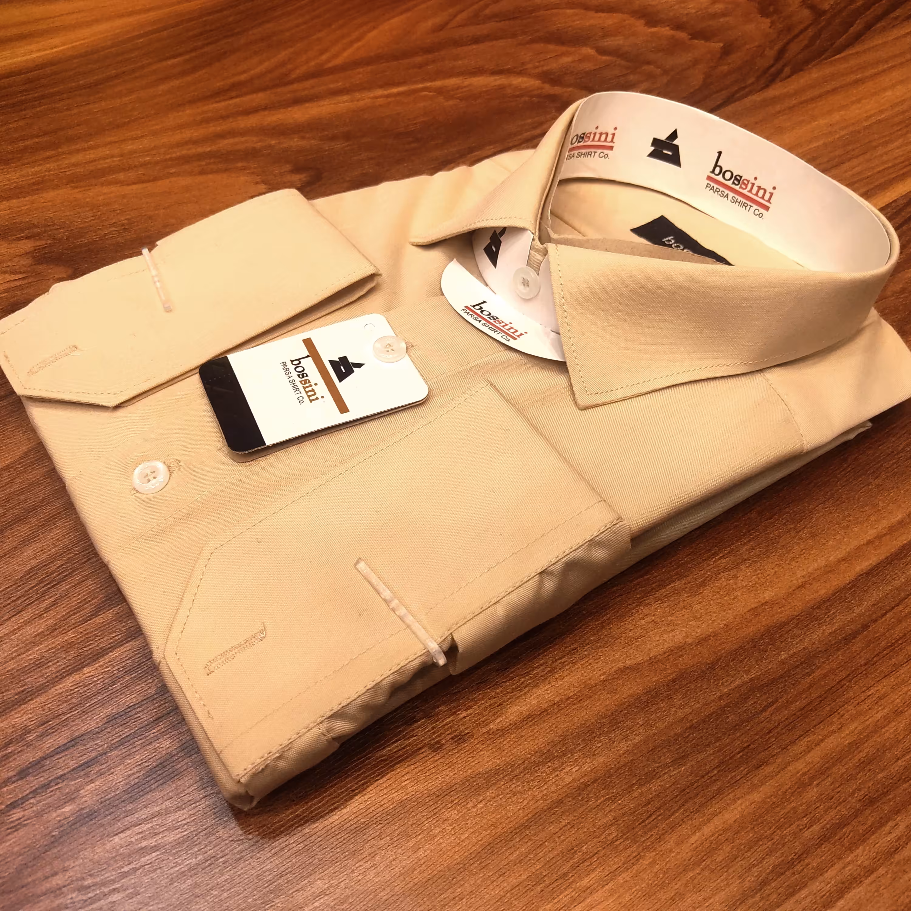 پیراهن تترون  رنگ کرمی (29) آستین بلند. دوخت کلاسیک. 