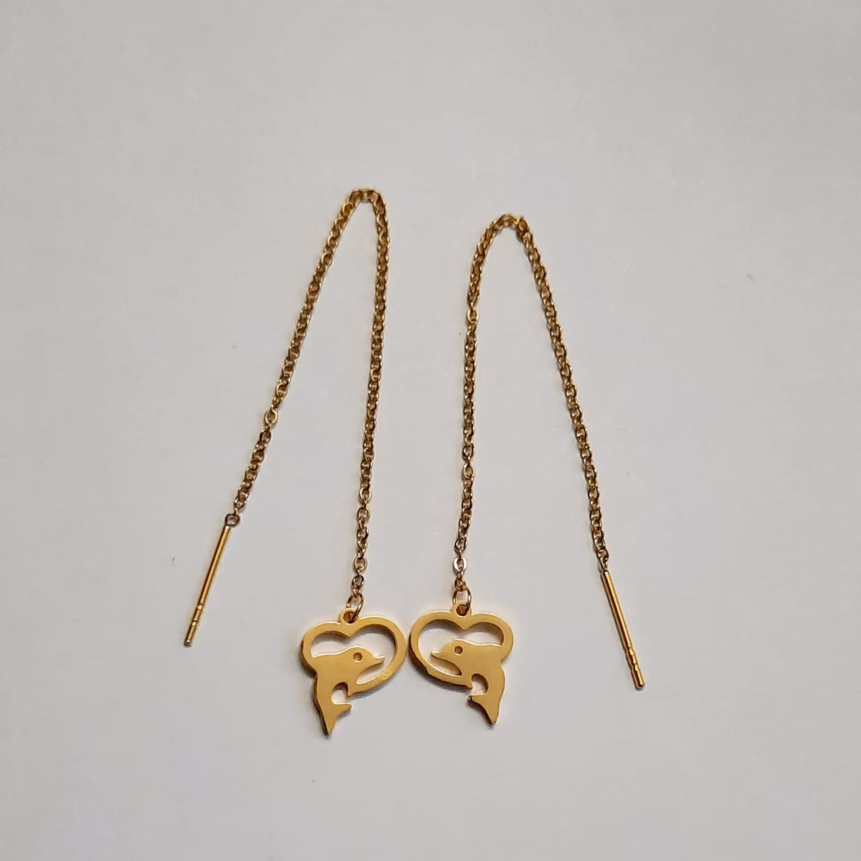 گوشواره بخیه ای مدل دلفین