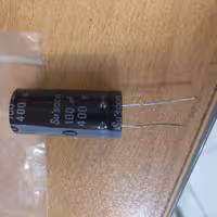 خازن الکترولیت 100 میکرو فاراد400 ولت پک بسته 5 عددی کد محصول 123