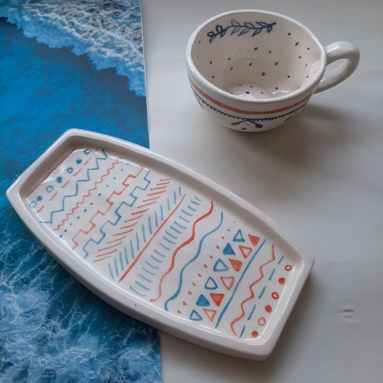 ست فنجان و زیرلیوانی دستساز سرامیکی طرح فانتزی 