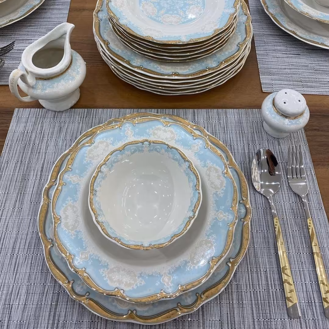 سرویس چینی نیوبنچاینا طرح مارتا فیروزه 98 پارچه 12 نفره