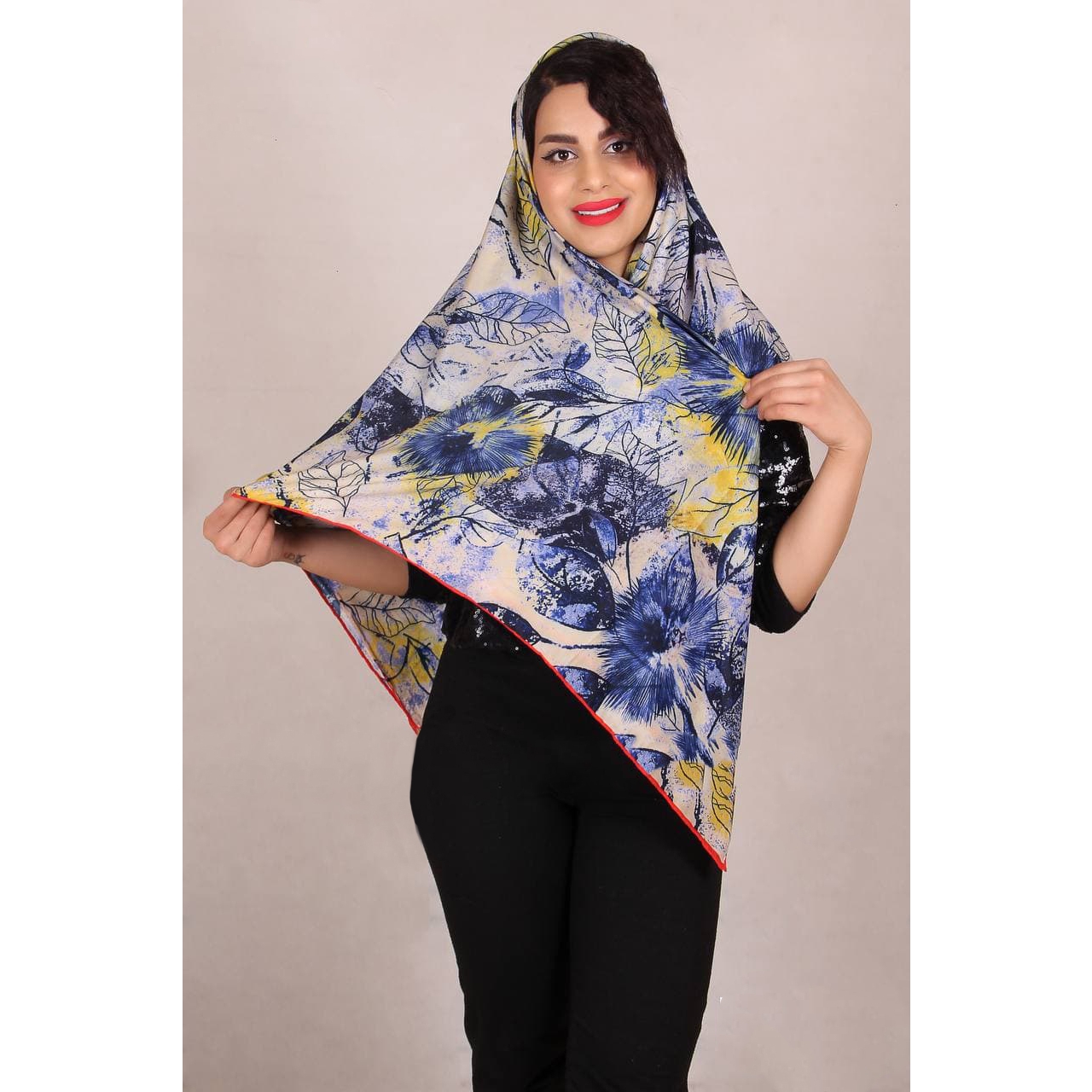 روسری زنانه ابریشم مدل گل دار