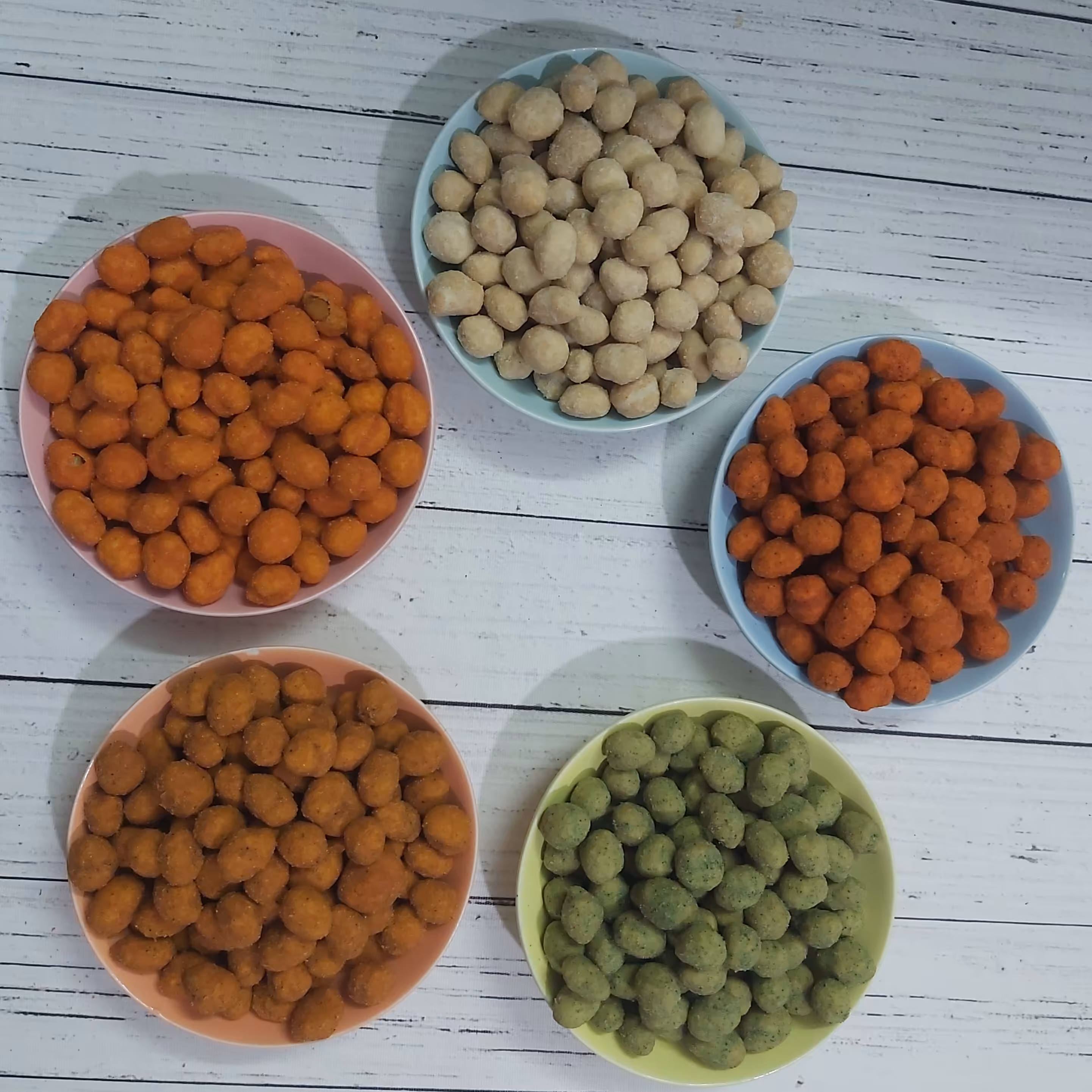 بادام زمینی روکش دار قیمت عمده با طعم های مختلف