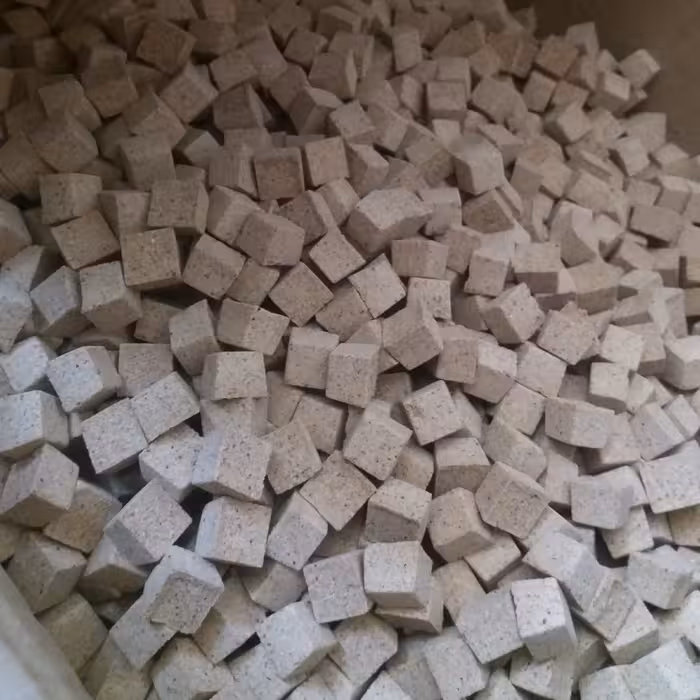 حبه عناب قند طبیعی با طعم سنجد در بسته بندی یک کیلویی